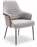 Stoel met grijs textiel en houten armleuningen afmetingen 60 x 60 x 85cm